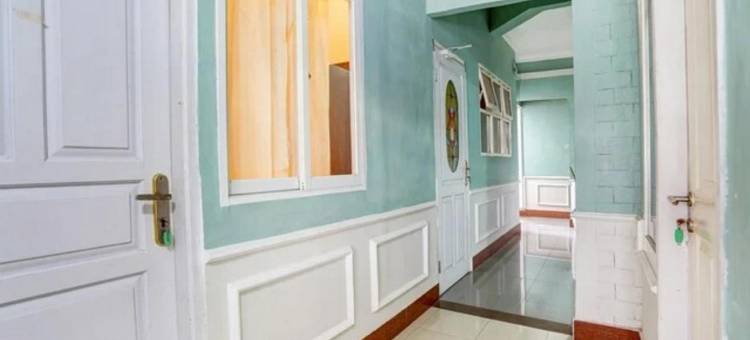 泗水西多塞尔莫红多兹伊斯兰酒店(RedDoorz Syariah at Prapen Jaya Surabaya)图片
