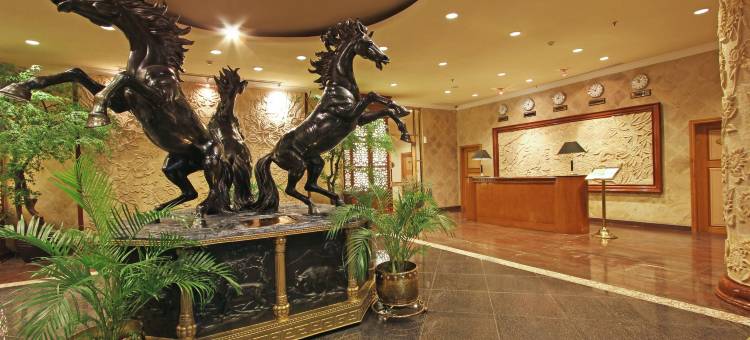 和谐套房酒店(Harmoni Suites Hotel)图片