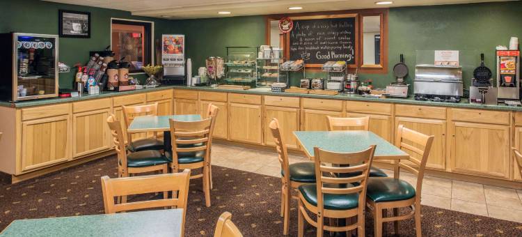贝尔富什美吟温德姆酒店(AmericInn by Wyndham Belle Fourche)图片