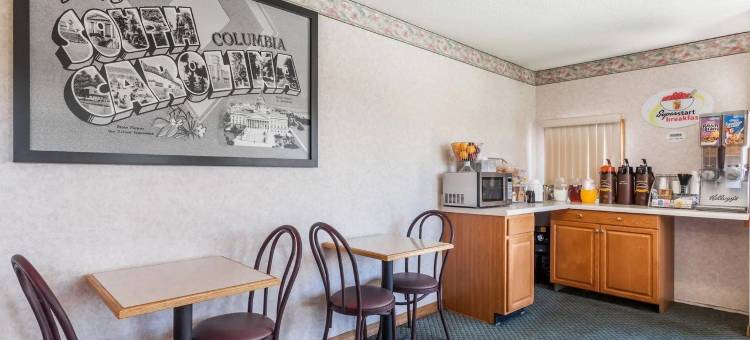 哥伦比亚-杰克逊堡温德姆速8酒店(Super 8 by Wyndham Columbia SC / Ft. Jackson)图片