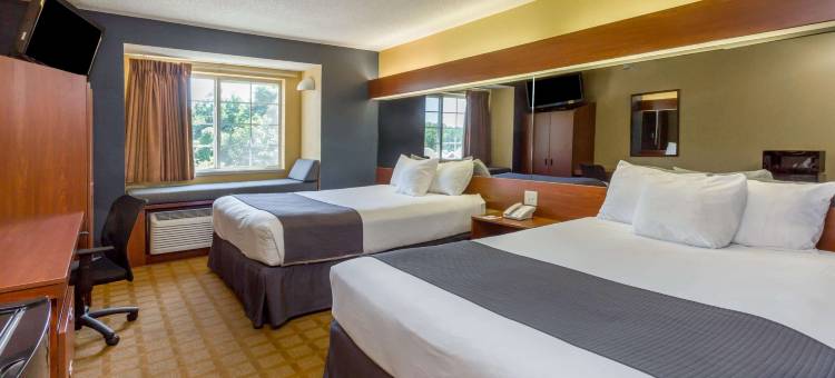 温德姆希尔斯伯勒麦客达客栈套房酒店(Microtel Inn & Suites by Wyndham Hillsborough)图片
