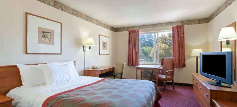 西塔科机场北华美达酒店(Ramada by Wyndham SeaTac Airport North)图片