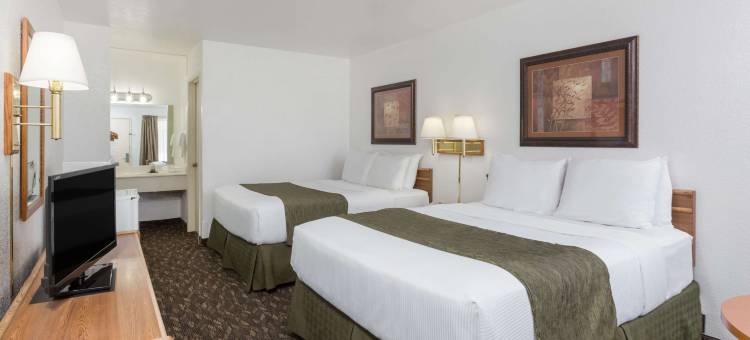 布拉格堡温德姆速8酒店(Super 8 by Wyndham Fort Bragg)图片