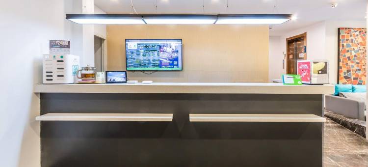 艺选安來酒店(杭州火车东站闸弄口地铁站店)图片