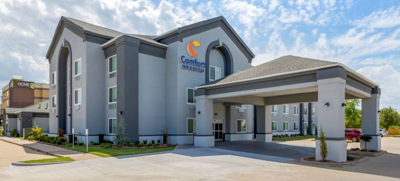 穆斯科吉康福特套房酒店(Comfort Inn & Suites Muskogee)图片