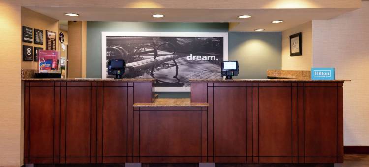 希尔顿欢朋酒店-格林斯伯勒机场(Hampton Inn Greensboro-Airport)图片