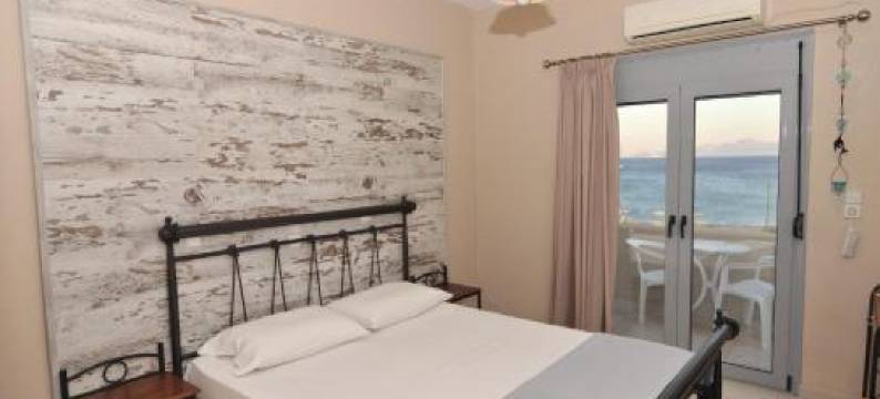 蓝海浪公寓(Blue Wave)图片