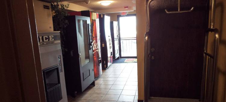 卡斯帕东-埃文斯维尔温德姆速8酒店(Super 8 by Wyndham Casper East/Evansville)图片