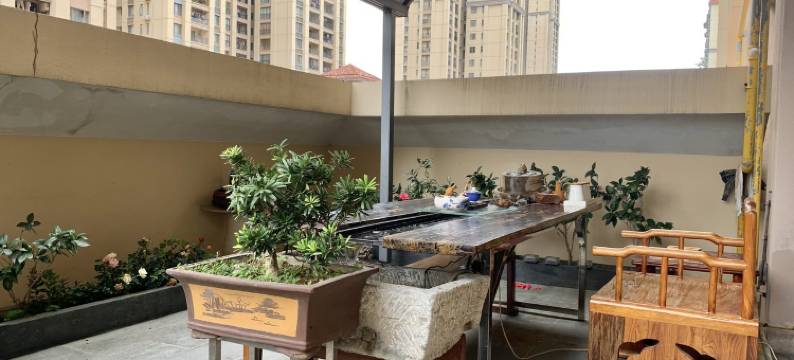 亨鱼度假民宿(东门南路分店)图片