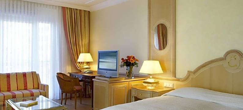 库洛姆宾酒店(Colombi Hotel)图片