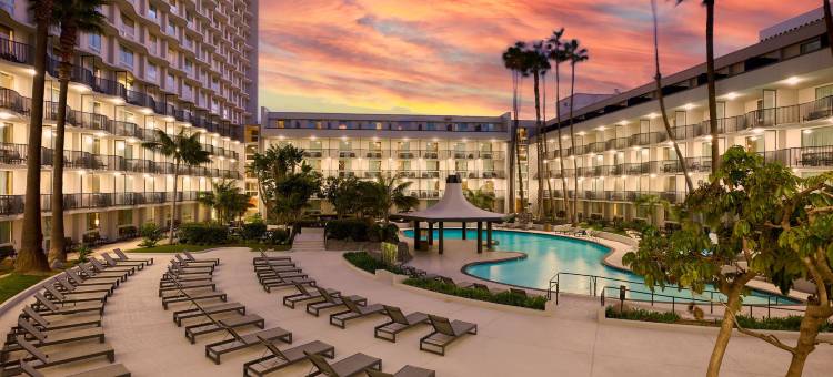 洛杉矶机场万豪酒店(Los Angeles Airport Marriott)图片