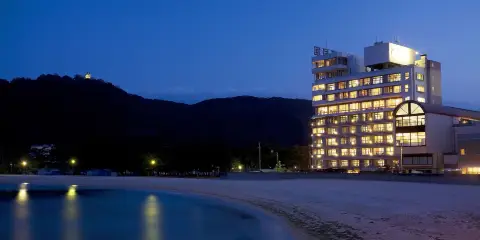 海月館