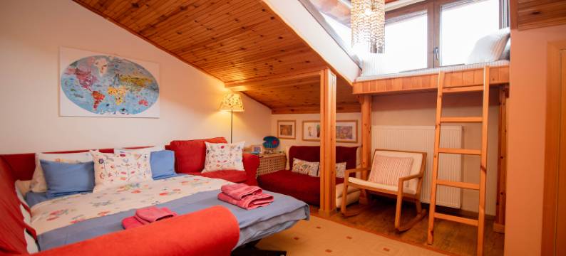 宙斯广场费尼亚斯鸟巢房(ZeusPlace Fenia’s Nest House)图片