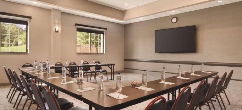 大急流城东丽怡酒店(Country Inn & Suites by Radisson, Grand Rapids East, MI)图片