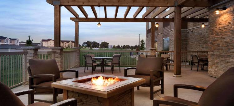 丽笙爱荷华州印地安诺拉乡村套房酒店(Country Inn & Suites by Radisson, Indianola, IA)图片