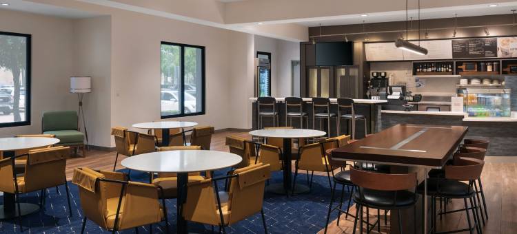 新奥尔良梅泰里万怡酒店(Courtyard New Orleans Metairie)图片