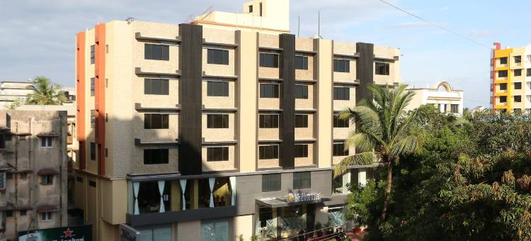 里凡塔酒店(Hotel Reevanta)图片