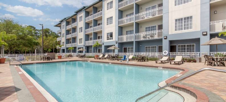 那不勒斯广场贝斯特韦斯特酒店(Best Western Naples Plaza Hotel)图片