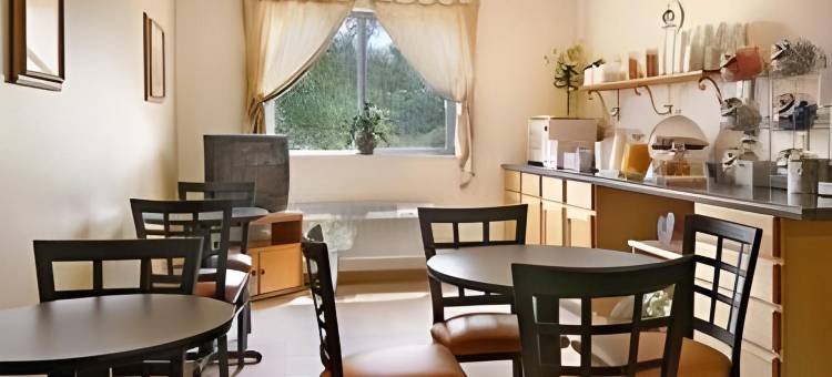 菲利普斯速8酒店(Super 8 by Wyndham Phillips)图片