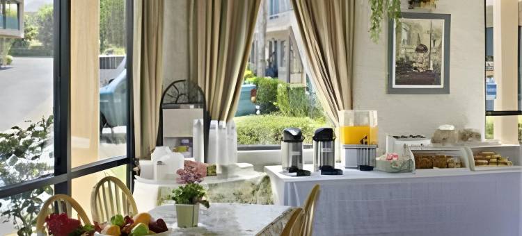 诺科豪生酒店(Howard Johnson by Wyndham Norco)图片