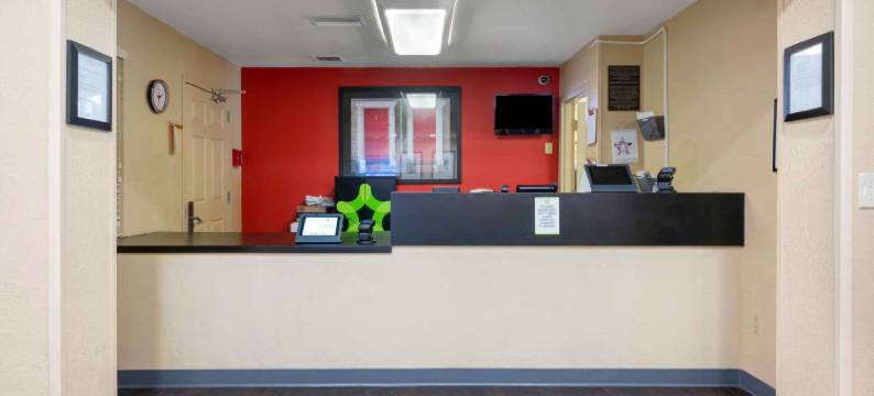 选择套房延长逗留美洲杰克逊维尔南点(Extended Stay America Select Suites - Jacksonville Salisbury Rd Southpoint)图片