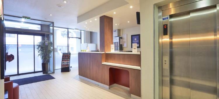 巴黎西部 - 勒瓦卢瓦佩雷康铂酒店(Campanile Paris Ouest - Pte de Champerret Levallois)图片