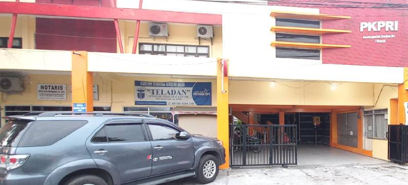 超级OYO 3862班丹旺宜酒店(RedDoorz Syariah at Hotel Pandan Wangi Near Alun Alun Sidoarjo)图片