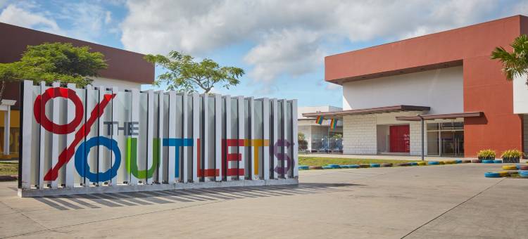 Holiday Inn & Suites Batangas Limapark图片