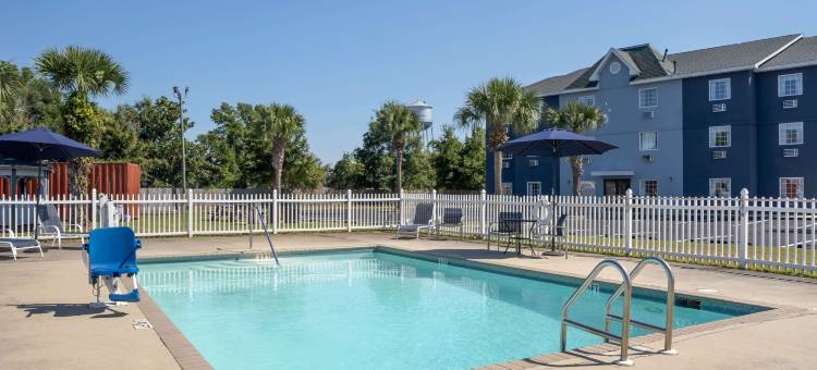 彭萨科拉舒适酒店 - 近美国国家科学院科里站(Comfort Inn Pensacola Near Nas Corry Station)图片