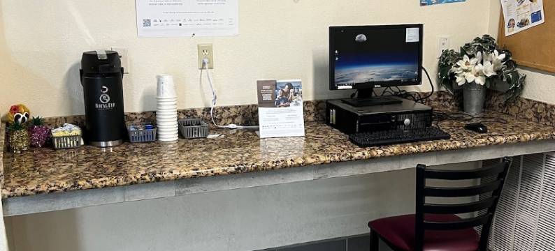 阿肯色市温德姆速8酒店(Super 8 by Wyndham Arkansas City KS)图片