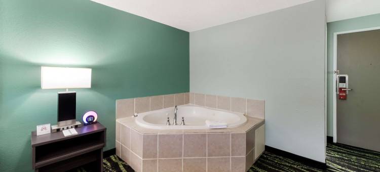 Baymont by Wyndham Liberty MO(Baymont by Wyndham Liberty MO)图片