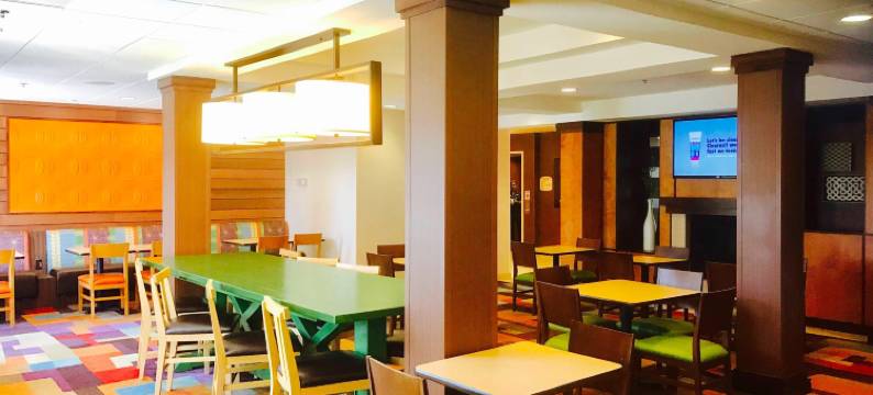 萨克拉门托机场纳托马斯万枫酒店及套房(Fairfield Inn & Suites Sacramento Airport Natomas)图片