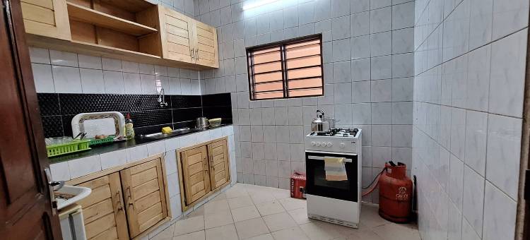 Executive King-Size Bed Room In Akpakpa Cotonou Benin图片
