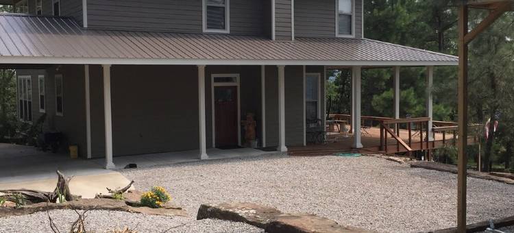 2 story home with full time lake views! Large deck,3 en-suites图片