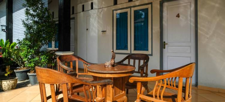 红多兹伊斯兰酒店-近阿伦阿伦克布门(RedDoorz Syariah Near Alun Alun Kebumen)图片