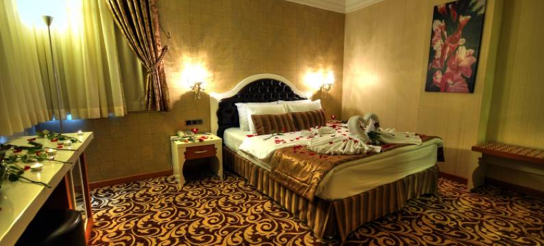 金色豪华酒店(Golden Deluxe Hotel)图片