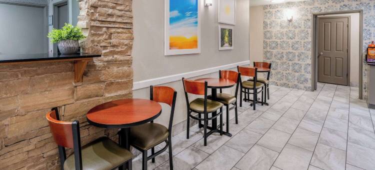 洛斯卢纳斯戴斯酒店(Days Inn by Wyndham Los Lunas)图片