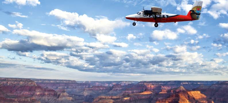 峡谷广场首席工作室和公寓(Canyon Plaza Premier Studios and Apts)图片