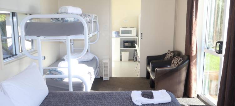 波哈拉海滩TOP10假日公园(Pohara Beach Top 10 Holiday Park)图片