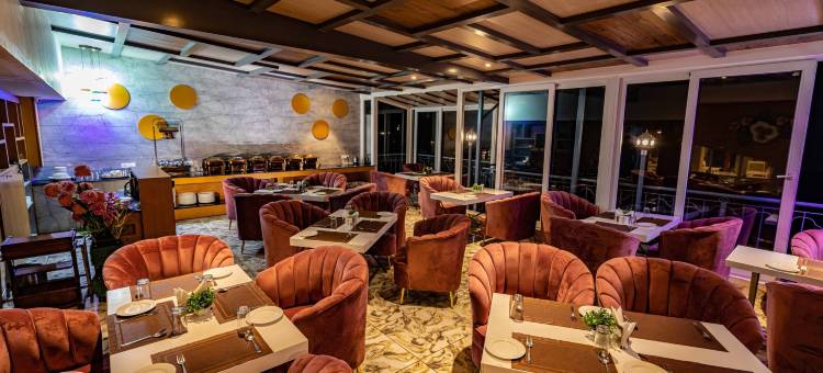 西姆拉亚诗安那克拉克斯旅馆(Ashiana Clarks Inn, Shimla)图片