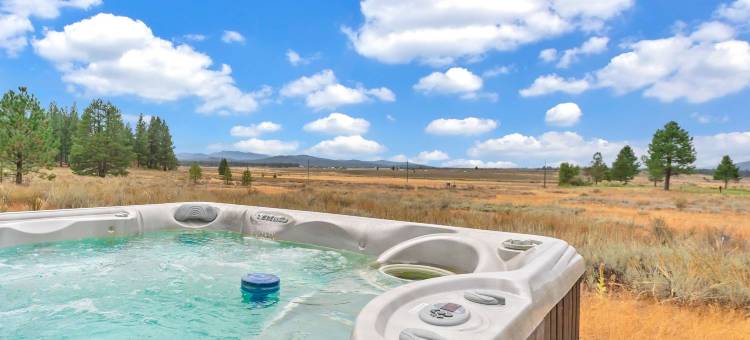 Hot Tub and Game Room - Stunning Tahoe Escape图片