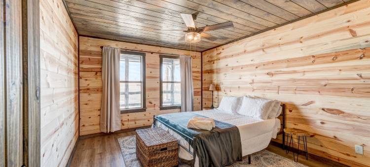 Rustic Charm and Scenic Pastures - Enchanting Texas Hideaway图片