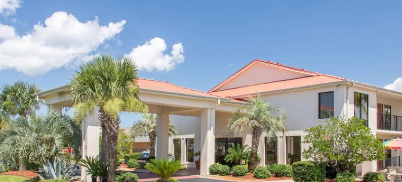 纳瓦拉 - 海滩/哈尔伯特附近温德姆戴斯套房酒店(Days Inn & Suites by Wyndham Navarre - Near Beaches/Hurlburt)图片