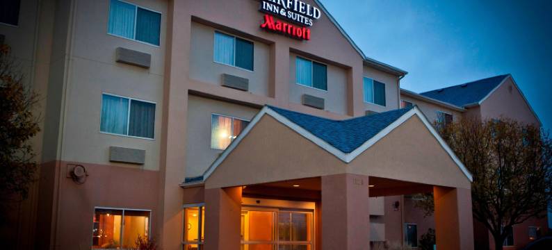 俾斯麦北万枫酒店(Fairfield Inn & Suites Bismarck North)图片
