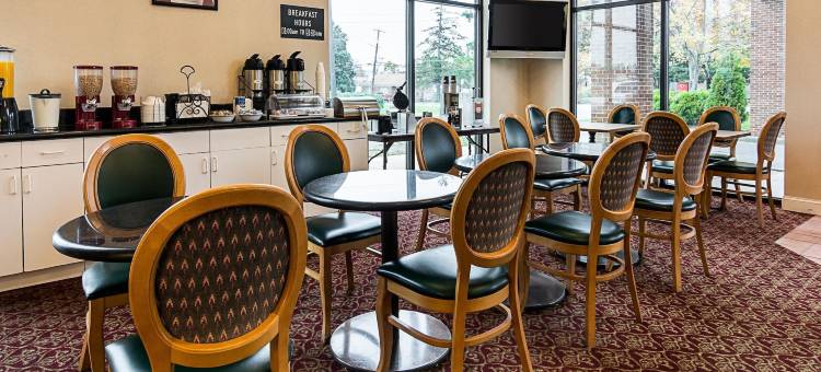 安德鲁斯联合基地伊克诺旅馆(Econo Lodge Andrews AFB)图片