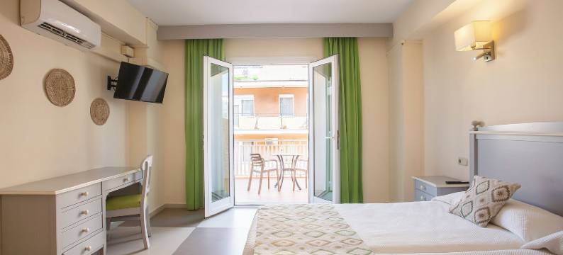 普拉亚索尔酒店(Hotel Playa Sol)图片