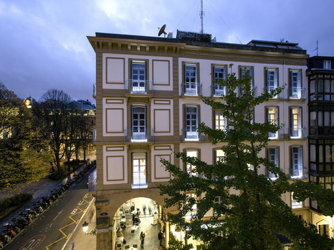 莱加斯皮甜蜜套房公寓