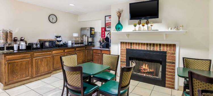 格雷德普林斯 I-81 伊克诺旅馆(Econo Lodge Glade Springs I-81)图片