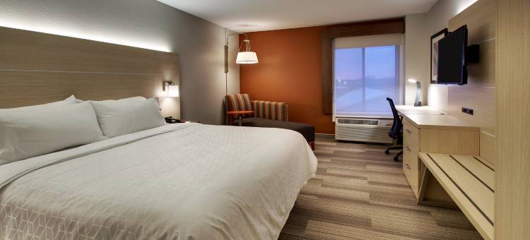 洲际酒店集团智选假日酒店及套房 - 33大道380号州际公路(Holiday Inn Express & Suites Cedar Rapids-I-380 @ 33RD Ave)图片