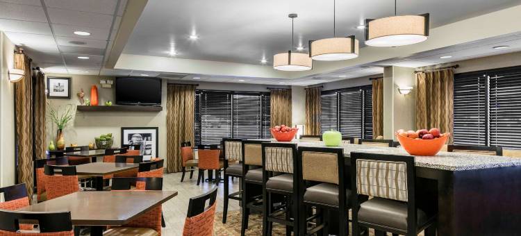 希尔顿欢朋酒店-堪萨斯城肖尼米申(Hampton Inn Kansas City/Shawnee Mission)图片